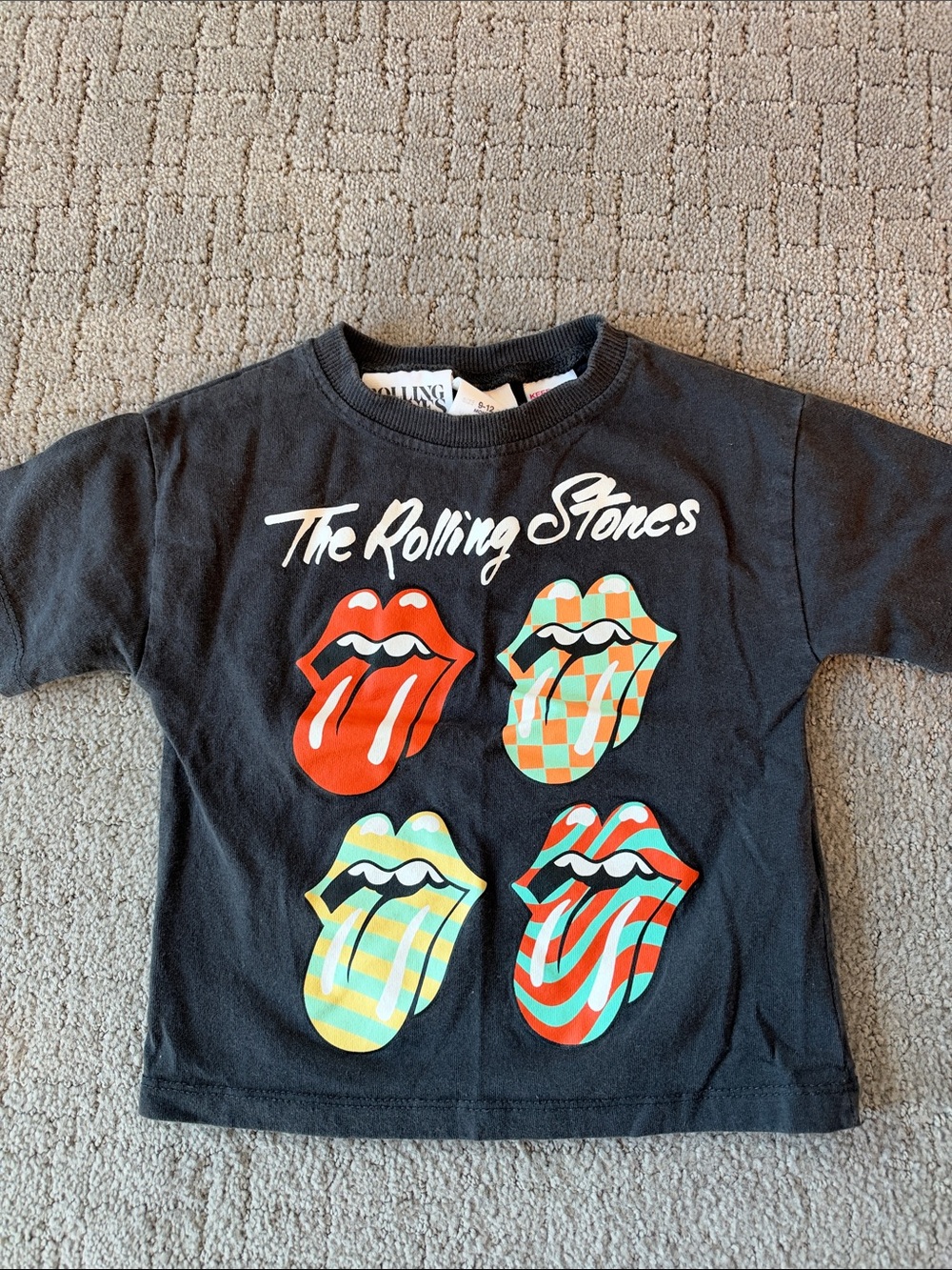 Zara Black Short Sleeve Tee with Multicolored Tongue Graphics